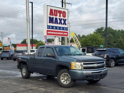 2009 Chevrolet Silverado 1500 Work Truck Ext. Cab Long Box 4WD