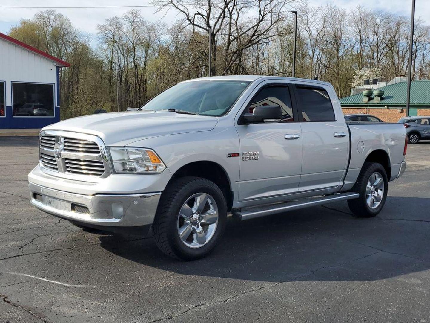 2017 Bright Silver Metallic Clearcoat /Diesel Gray/Black RAM 1500 SLT Crew Cab SWB 4WD (1C6RR7LM7HS) with an 3.0L V6 DIESEL engine, 8A transmission, located at 6064 Gull Rd, Kalamazoo, MI, 49048, (269) 222-0088, 42.328388, -85.512924 - Unleash the power and versatility of the 2017 Ram 1500 Big Horn, a truck that perfectly marries rugged capability with modern luxury. Equipped with a robust V6, 3.0L engine and dependable 4WD, this powerhouse is ready to tackle any terrain or weather condition with ease, making it your ideal partner - Photo#1