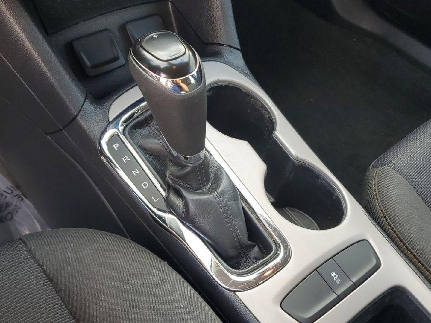 2018 Arctic Blue Metallic /Jet Black Chevrolet Cruze LS Auto (1G1BC5SM1J7) with an 1.4L L4 DOHC 16V TURBO engine, 6A transmission, located at 6064 Gull Rd, Kalamazoo, MI, 49048, (269) 222-0088, 42.328388, -85.512924 - Discover the perfect blend of efficiency, technology, and style with this 2018 Chevrolet Cruze LS. This meticulously maintained vehicle offers front-wheel drive and is powered by a fuel-efficient 1.4L, 4-cylinder engine, making it an ideal choice for both city driving and weekend getaways. <br><br>S - Photo#20