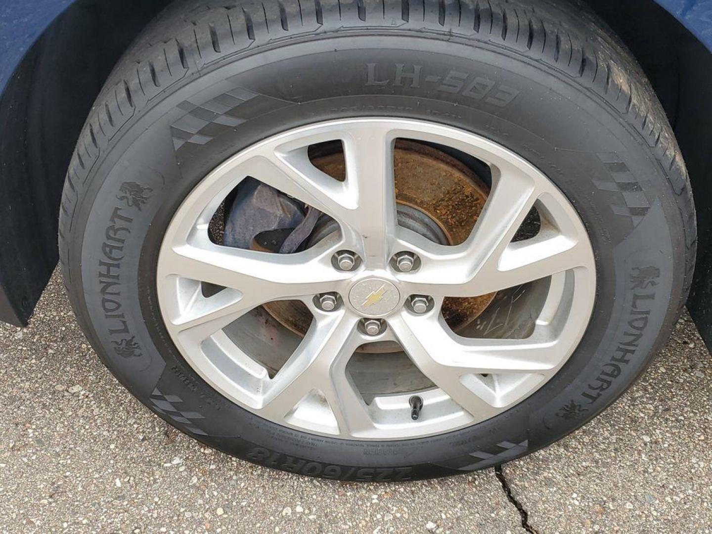 2019 Pacific Blue Metallic /Medium Ash Gray Chevrolet Equinox LT 2.0 AWD (3GNAXVEX9KL) with an 2.0L L4 DOHC 16V engine, 9A transmission, located at 234 Columbia Ave, Battle Creek, MI, 49015, (269) 222-0088, 42.298264, -85.192543 - <b>Vehicle Details</b><br>Discover the versatility and reliability of the 2019 Chevrolet Equinox LT with AWDa perfect blend of performance and technology. This exceptional SUV is powered by a robust 4-cylinder, 2.0L engine that delivers a balanced mix of power and efficiency, making it ideal for bot - Photo#4