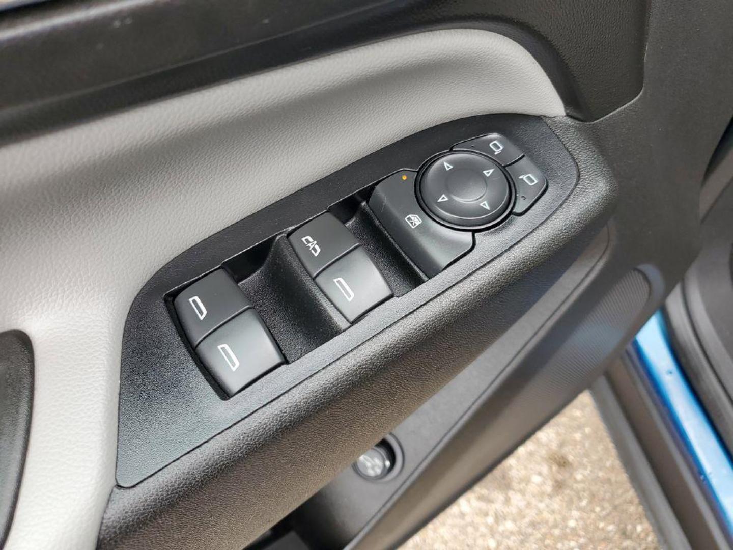 2019 Pacific Blue Metallic /Medium Ash Gray Chevrolet Equinox LT 2.0 AWD (3GNAXVEX9KL) with an 2.0L L4 DOHC 16V engine, 9A transmission, located at 234 Columbia Ave, Battle Creek, MI, 49015, (269) 222-0088, 42.298264, -85.192543 - <b>Vehicle Details</b><br>Discover the versatility and reliability of the 2019 Chevrolet Equinox LT with AWDa perfect blend of performance and technology. This exceptional SUV is powered by a robust 4-cylinder, 2.0L engine that delivers a balanced mix of power and efficiency, making it ideal for bot - Photo#6