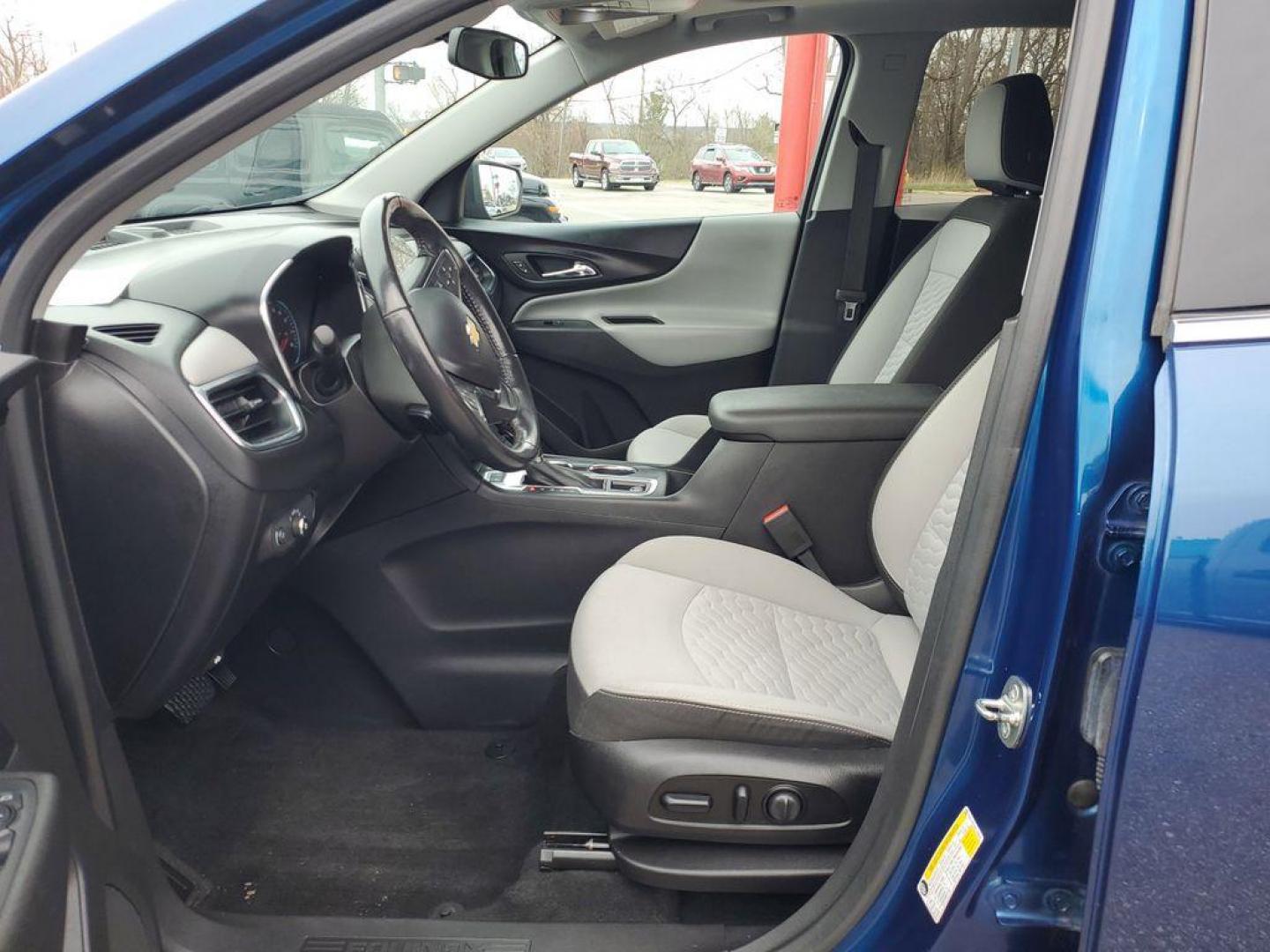 2019 Pacific Blue Metallic /Medium Ash Gray Chevrolet Equinox LT 2.0 AWD (3GNAXVEX9KL) with an 2.0L L4 DOHC 16V engine, 9A transmission, located at 234 Columbia Ave, Battle Creek, MI, 49015, (269) 222-0088, 42.298264, -85.192543 - <b>Vehicle Details</b><br>Discover the versatility and reliability of the 2019 Chevrolet Equinox LT with AWDa perfect blend of performance and technology. This exceptional SUV is powered by a robust 4-cylinder, 2.0L engine that delivers a balanced mix of power and efficiency, making it ideal for bot - Photo#7