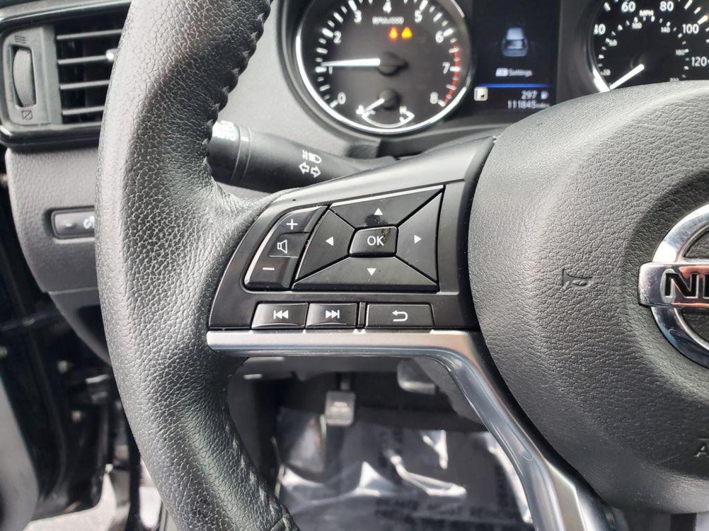 2019 Magnetic Black Pearl /Charcoal Nissan Rogue SV 2WD (5N1AT2MT4KC) with an 2.5L L4 DOHC 16V engine, CVT transmission, located at 6064 Gull Rd, Kalamazoo, MI, 49048, (269) 222-0088, 42.328388, -85.512924 - <b>Vehicle Details</b><br>Discover the pristine quality of the 2019 Nissan Rogue S, a remarkable blend of style, efficiency, and advanced technology. This meticulously maintained vehicle, with an astonishing 0 miles, offers the reliability and peace of mind you've been searching for. Equipped with a - Photo#15