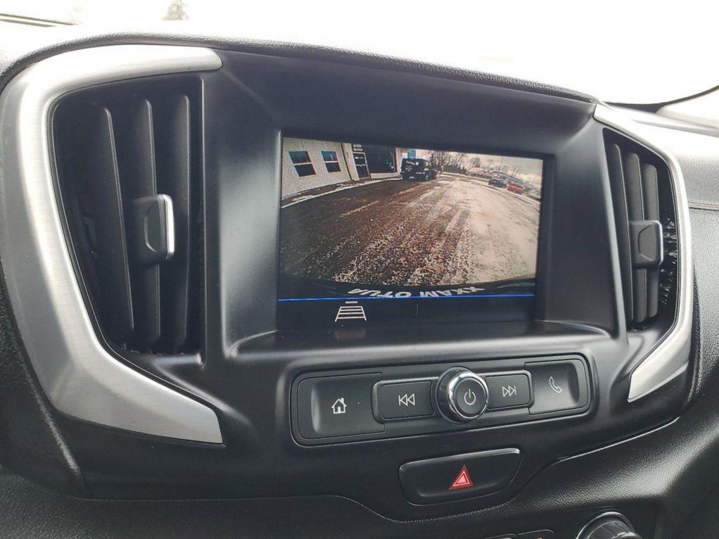2020 Ebony Twilight Metallic /Jet Black GMC Terrain SLE AWD (3GKALTEV1LL) with an 1.4L L4 DOHC 16V TURBO engine, 6A transmission, located at 234 Columbia Ave, Battle Creek, MI, 49015, (269) 222-0088, 42.298264, -85.192543 - <b>Vehicle Details</b><br>Discover the perfect blend of style, performance, and modern technology with this exceptional 2020 GMC Terrain SLE AWD. This versatile SUV is ready to elevate your driving experience, whether you're navigating city streets or exploring off-the-beaten-path adventures. With i - Photo#19