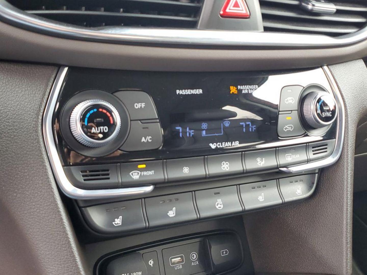 2020 Lava Orange /Espresso/Gray Hyundai Santa Fe Ultimate 2.0T AWD (5NMS5CAA7LH) with an 2.0L L4 DOHC 16V TURBO engine, 6A transmission, located at 6064 Gull Rd, Kalamazoo, MI, 49048, (269) 222-0088, 42.328388, -85.512924 - <b>Summary</b><br>NAVIGATION PACKAGE Power Moonroof<br><br><b>Vehicle Details</b><br>Discover the pristine elegance and unbeatable performance of the 2020 Hyundai Santa Fe Limited, the ultimate vehicle for those who crave adventure without compromising on luxury. With only 0 miles on the odometer, t - Photo#26