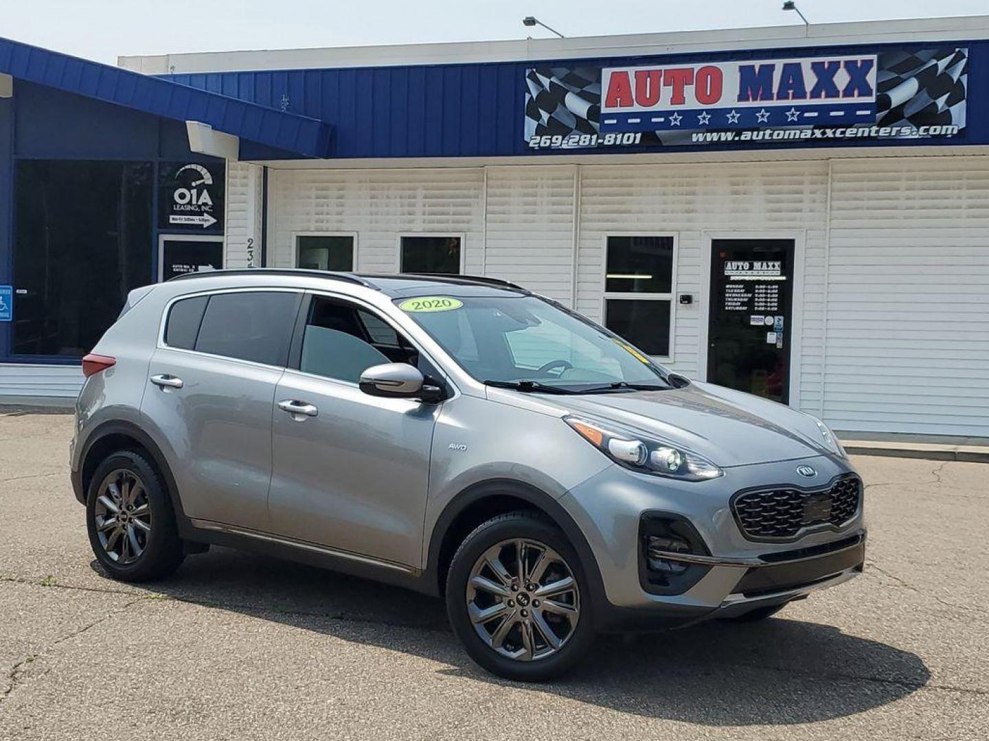 2020 Steel Gray /Black Kia Sportage S AWD (KNDP6CAC5L7) with an 2.4L V6 DOHC 24V engine, 6A transmission, located at 234 Columbia Ave, Battle Creek, MI, 49015, (269) 222-0088, 42.298264, -85.192543 - <b>Vehicle Details</b><br>Get ready to elevate your driving experience with this stunning 2020 Kia Sportage S, equipped with All-Wheel Drive and a robust 4-cylinder, 2.4L engine. This versatile SUV is perfect for those who crave adventure and demand performance without compromising on style. Step - Photo#0