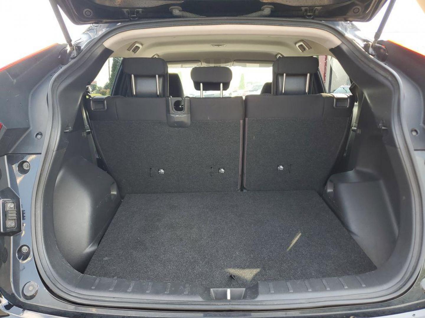 2020 Tarmac Black Metallic /BLACK Mitsubishi Eclipse Cross ES (JA4AS3AA8LZ) with an 1.5L L4 DOHC 16V engine, CVT transmission, located at 6064 Gull Rd, Kalamazoo, MI, 49048, (269) 222-0088, 42.328388, -85.512924 - Discover the refined blend of style, efficiency, and innovation with the 2020 Mitsubishi Eclipse Cross ES. This compact SUV is designed for those who value performance and practicality. Powered by a spirited 1.5L 4-cylinder engine, the Mitsubishi Eclipse Cross ES offers a smooth and responsive drivi - Photo#6