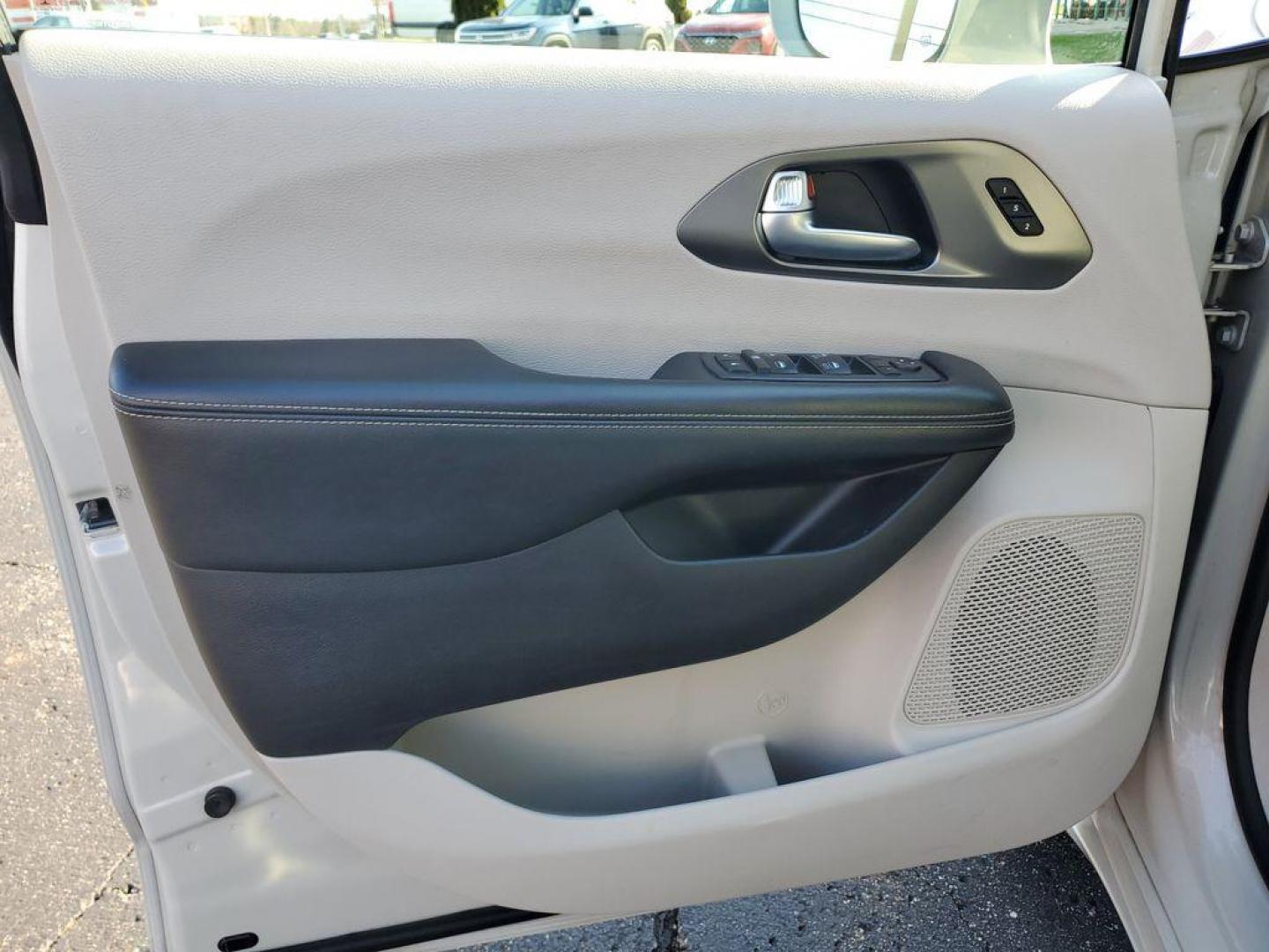 2021 Luxury White Pearlcoat /Alloy/Black Chrysler Pacifica Touring-L (2C4RC1BG1MR) with an 3.6L V6 DOHC 24V engine, 9A transmission, located at 6064 Gull Rd, Kalamazoo, MI, 49048, (269) 222-0088, 42.328388, -85.512924 - <b>Vehicle Details</b><br>Discover the unparalleled comfort and sophistication of the 2021 Chrysler Pacifica Touring L, a minivan designed with both family and style in mind. This pristine model, with 0 miles on the odometer, offers an impressive blend of performance and luxury. Under the hood, you' - Photo#11