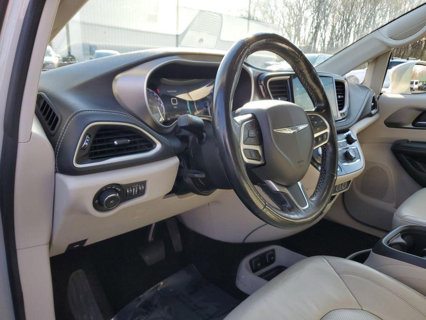 2021 Luxury White Pearlcoat /Alloy/Black Chrysler Pacifica Touring-L (2C4RC1BG1MR) with an 3.6L V6 DOHC 24V engine, 9A transmission, located at 6064 Gull Rd, Kalamazoo, MI, 49048, (269) 222-0088, 42.328388, -85.512924 - <b>Vehicle Details</b><br>Discover the unparalleled comfort and sophistication of the 2021 Chrysler Pacifica Touring L, a minivan designed with both family and style in mind. This pristine model, with 0 miles on the odometer, offers an impressive blend of performance and luxury. Under the hood, you' - Photo#15