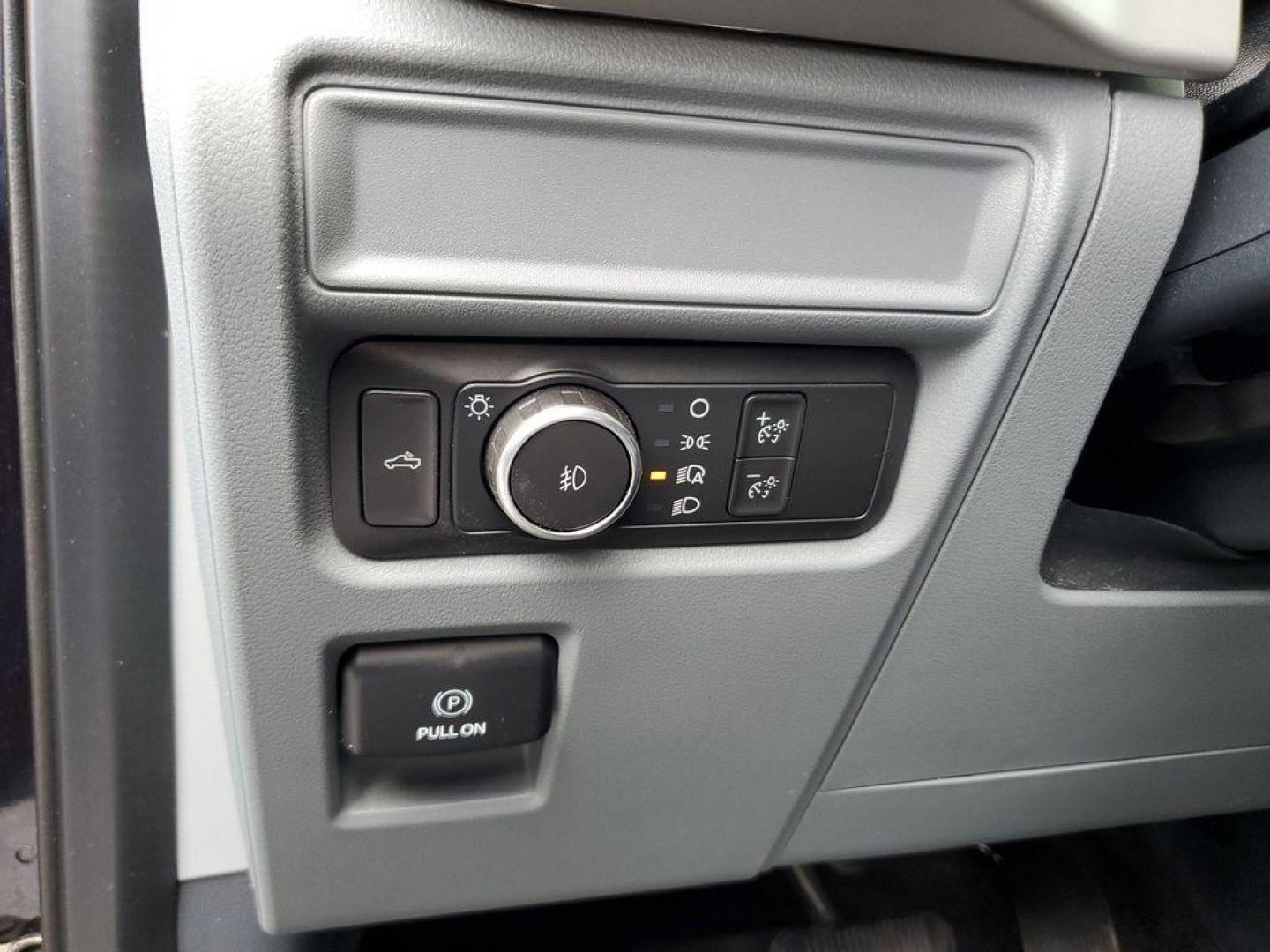 2021 Agate Black Metallic /Black/Medium Dark Slate Ford F-150 King-Ranch SuperCrew 5.5-ft. 2WD (1FTEW1EB3MK) with an 3.3L V6 DOHC 24V engine, 6A transmission, located at 6064 Gull Rd, Kalamazoo, MI, 49048, (269) 222-0088, 42.328388, -85.512924 - Experience the perfect blend of power and sophistication with this pre-owned 2021 Ford F-150 XLT, an exceptional choice for those seeking reliability and performance. This robust pickup is equipped with a 3.3L V6 engine and 4WD, ensuring superior handling and versatility whether navigating city stre - Photo#14
