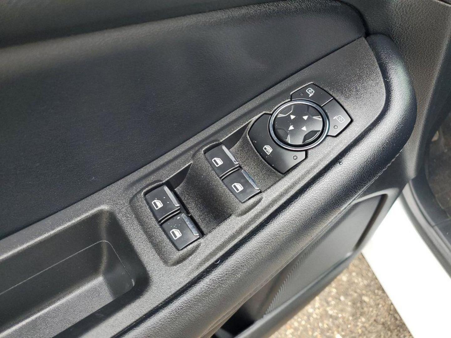 2022 Oxford White /Ebony Ford Edge SEL AWD (2FMPK4J90NB) with an 2.0L L4 DOHC 16V engine, 6A transmission, located at 234 Columbia Ave, Battle Creek, MI, 49015, (269) 222-0088, 42.298264, -85.192543 - Equipment Group 201A: 18" Sparkle Silver-Painted Aluminum Wheels; 3.80 Axle Ratio; ActiveX Seating Material Heated Bucket Seats; 8-Speed Automatic Transmission with SelectShift; Twin-Scroll 2.0L EcoBoost Engine; 245/60R18 AS BSW Tires; TBD GVWR; AM/FM Stereo/MP3 Capable Radio Mini Spare Wheel LED Da - Photo#6