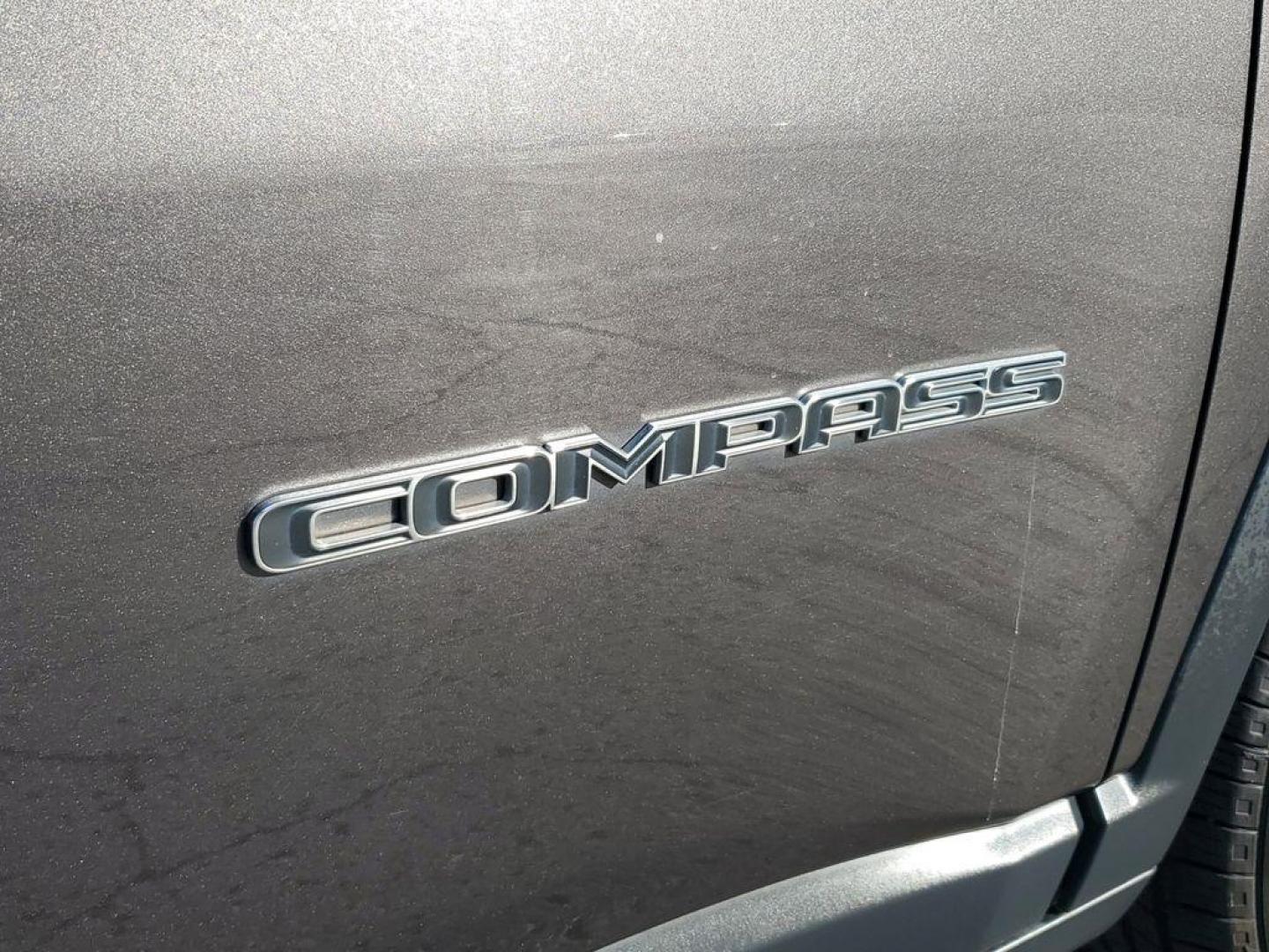 2022 Granite Crystal Metallic Clearcoat /BLACK Jeep Compass High Altitude 4WD (3C4NJDFBXNT) with an 2.4L L4 DOHC 16V engine, 6M transmission, located at 6064 Gull Rd, Kalamazoo, MI, 49048, (269) 222-0088, 42.328388, -85.512924 - Discover the perfect blend of style, performance, and modern technology with this exceptional 2022 Jeep Compass Latitude Lux. Designed for both adventure and everyday driving, this versatile SUV is equipped with a robust 4WD system and a 4-cylinder, 2.4L engine, ensuring a smooth and responsive ride - Photo#5