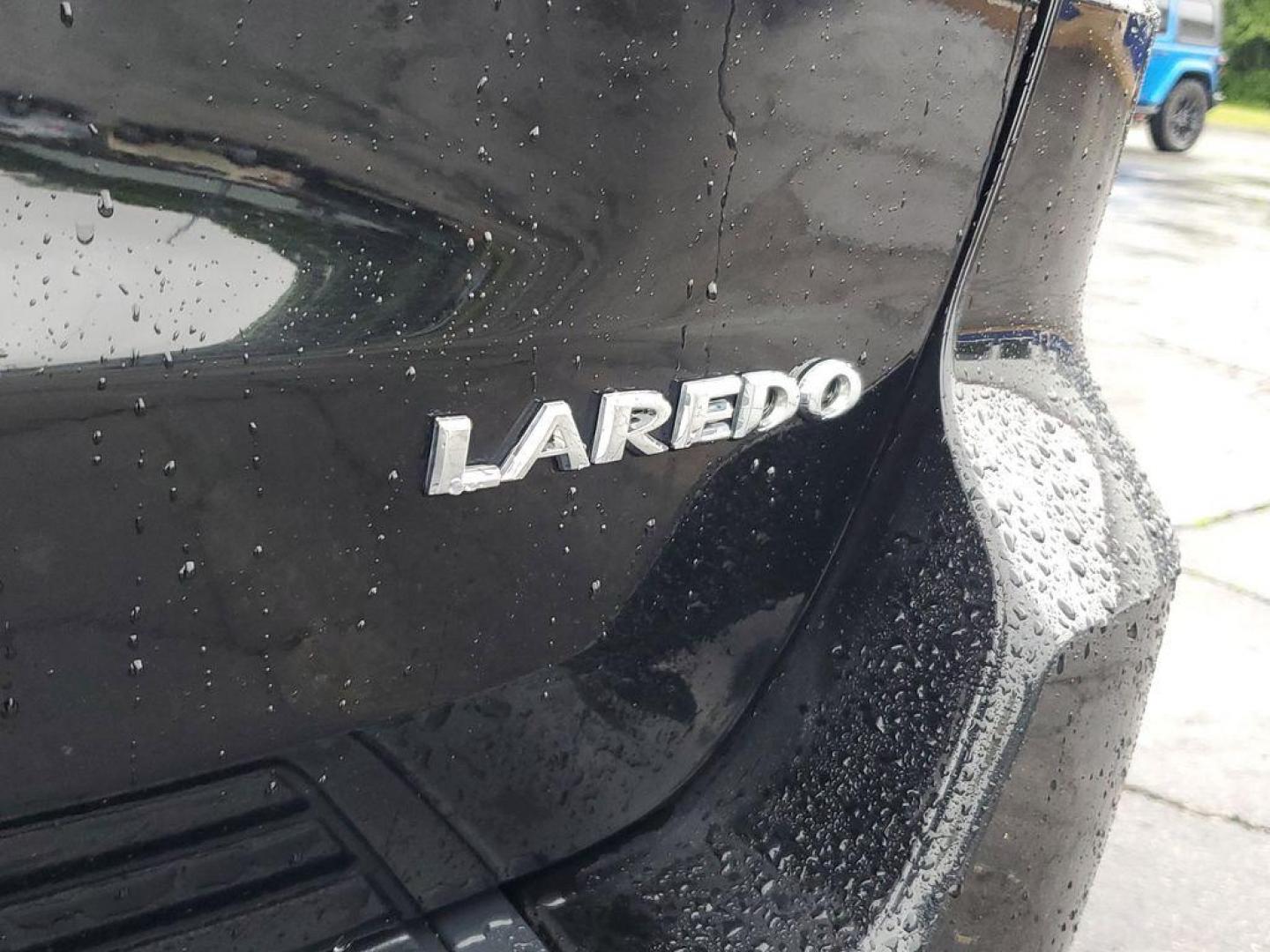 2022 BLACK /GREY Jeep Grand Cherokee Laredo E 4WD (1C4RJFAG7NC) with an 3.6L V6 DOHC 24V engine, 8A transmission, located at 6064 Gull Rd, Kalamazoo, MI, 49048, (269) 222-0088, 42.328388, -85.512924 - Experience adventure like never before with this stunning 2022 Jeep Grand Cherokee WK Laredo! Engineered for those who crave the thrill of the road while demanding top-notch reliability, this SUV is your ticket to unparalleled journeys. Equipped with a robust 4WD system and a powerful V6, 3.6L engin - Photo#6