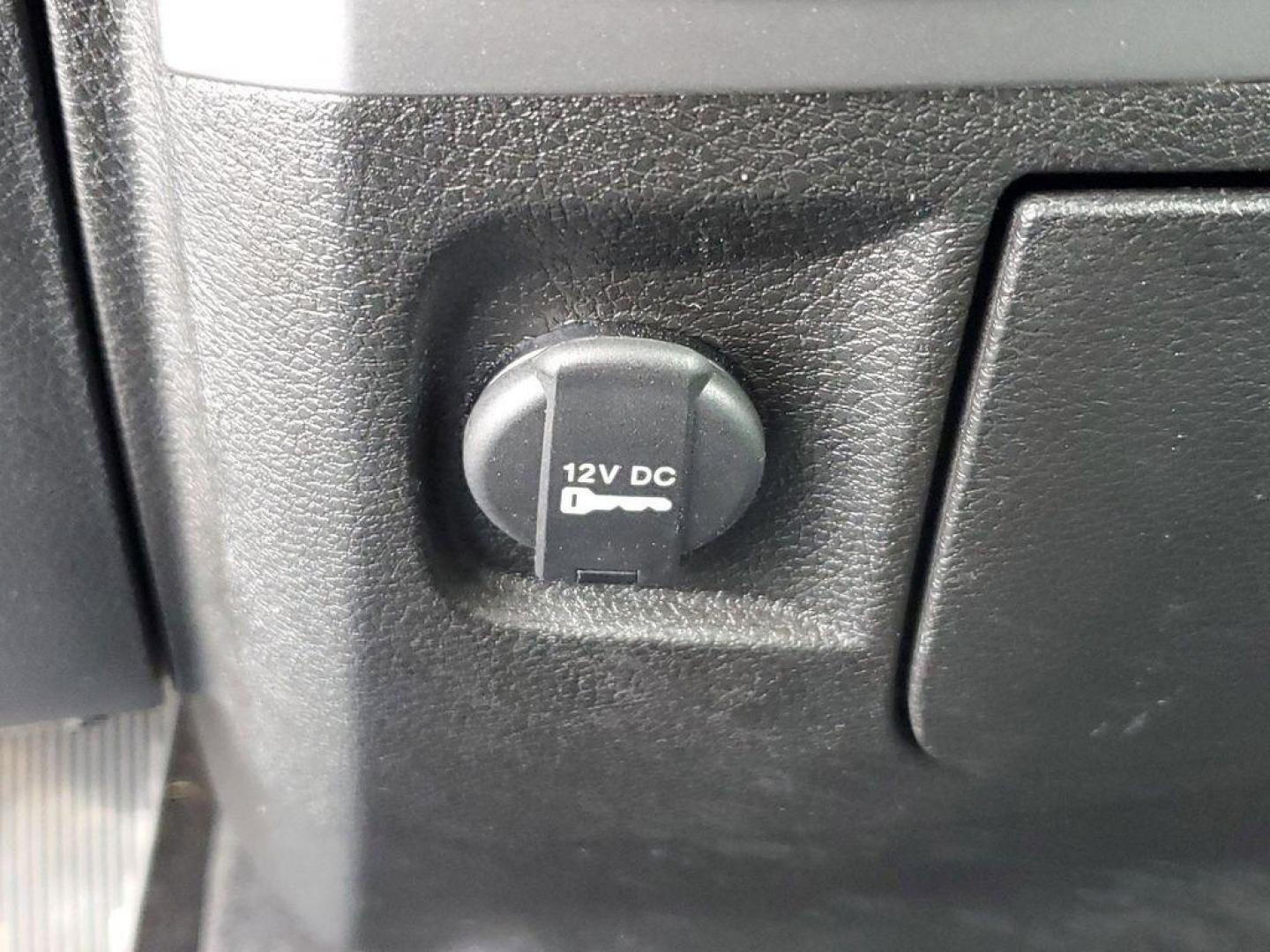 2022 Patriot Blue Pearlcoat /Diesel Gray/Black RAM 1500 Classic Tradesman Crew Cab SWB 4WD (1C6RR7LG2NS) with an 3.6L V6 DOHC 24V FFV engine, 8A transmission, located at 6064 Gull Rd, Kalamazoo, MI, 49048, (269) 222-0088, 42.328388, -85.512924 - Introducing the 2022 Ram 1500 Classic, a robust and reliable pickup that seamlessly blends power and performance. Perfect for any driving enthusiast, this truck is equipped with a 4WD system, ensuring remarkable off-road capabilities and superior handling in various terrains and weather conditions. - Photo#24