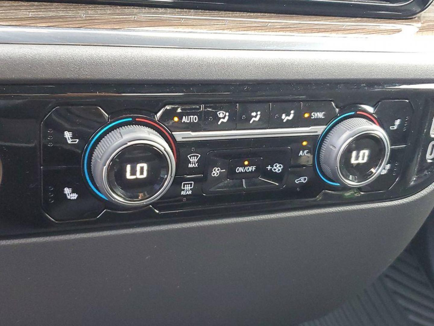 2024 Red Hot /Jet Black Chevrolet Silverado 1500 LT-L Crew Cab 4WD (3GCPDKEK8RG) with an 2.7L L4 DOHC 16V TURBO engine, 6A transmission, located at 6064 Gull Rd, Kalamazoo, MI, 49048, (269) 222-0088, 42.328388, -85.512924 - Introducing the 2024 Chevrolet Silverado 1500 LT-L, a robust and reliable powerhouse ready to tackle any adventure you throw its way! With only 40,717 miles, this rugged yet refined truck is primed for many more thrilling journeys. Equipped with a 4WD system, the Chevrolet Silverado ensures optimal - Photo#23
