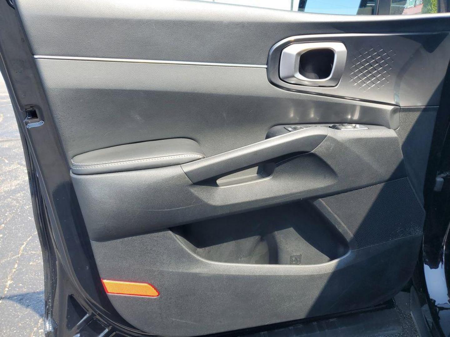 2024 Ebony Black /Black Kia Sorento S AWD (5XYRLDJC6RG) with an 2.5L L4 DOHC 16V engine, 6A transmission, located at 6064 Gull Rd, Kalamazoo, MI, 49048, (269) 222-0088, 42.328388, -85.512924 - Get ready to elevate your driving experience with this stunning 2024 Kia Sorento S, a remarkable SUV that combines style, performance, and advanced technology! With only 22,909 miles on the odometer, this AWD powerhouse is designed to tackle any road with confidence and ease. Under the hood, you'll - Photo#9